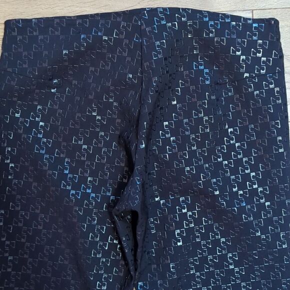 Hailee front zipper flare leg black geometric print L - Picture 8 of 8